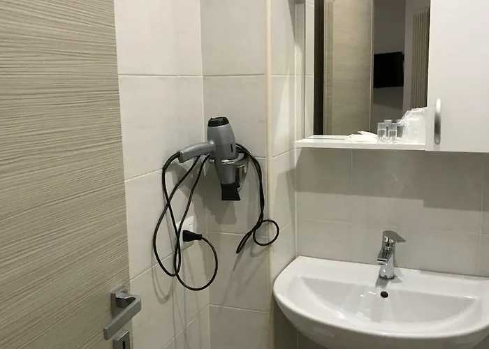 Sava Bed And Breakfast 住宿加早餐酒店 圣埃拉莫因科莱